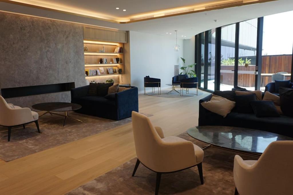 Ferienwohnung Skyone Lux 2Bed2Bath Aprt In Boxhill And Free Carpark Box Hill Exterior foto