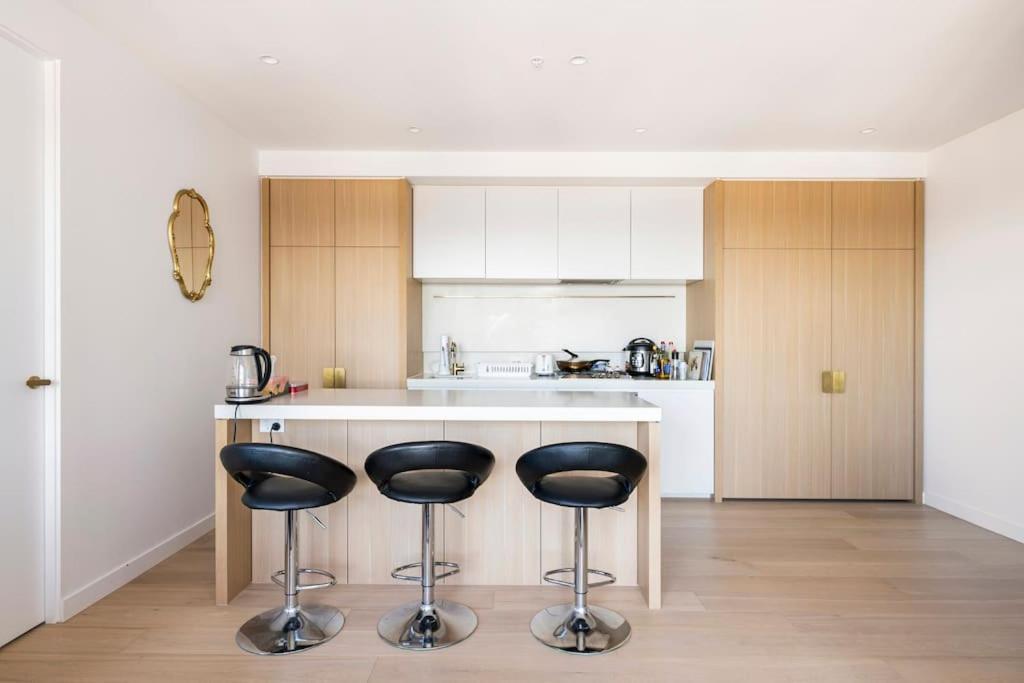 Ferienwohnung Skyone Lux 2Bed2Bath Aprt In Boxhill And Free Carpark Box Hill Exterior foto