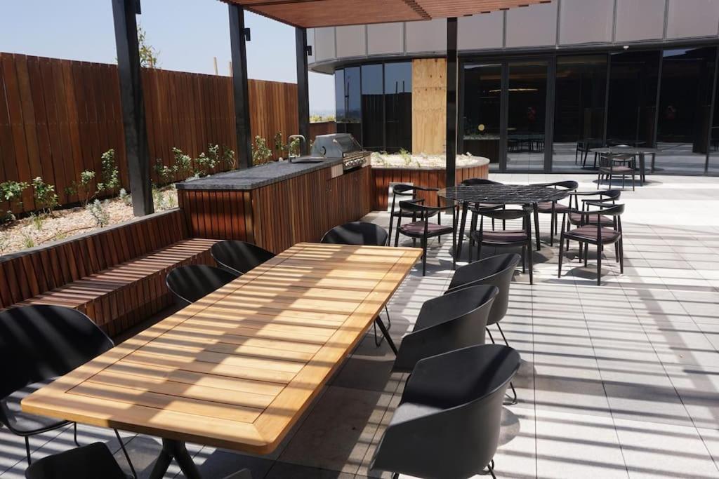 Ferienwohnung Skyone Lux 2Bed2Bath Aprt In Boxhill And Free Carpark Box Hill Exterior foto
